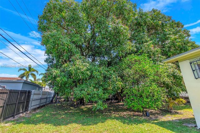 167 W 34th St, Hialeah, FL 33012