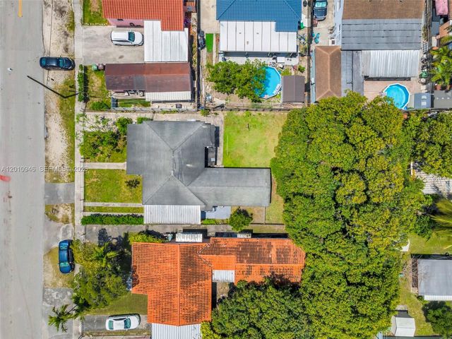 167 W 34th St, Hialeah, FL 33012