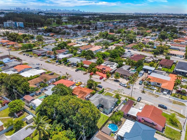167 W 34th St, Hialeah, FL 33012