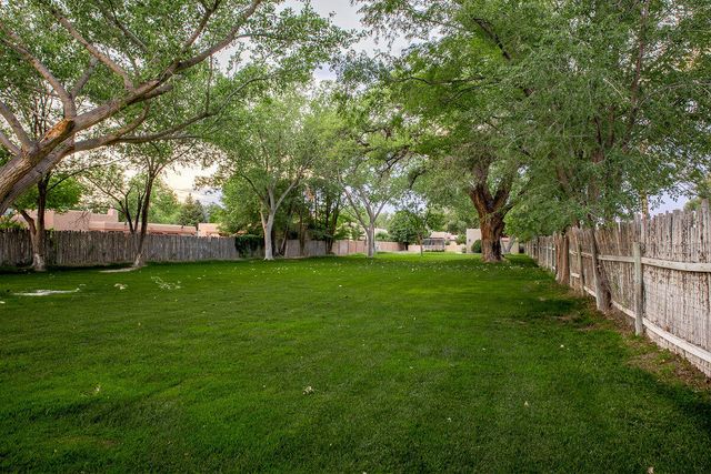 8912 Rio Grande Boulevard NW, Albuquerque, NM 87114