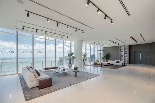 300 Biscayne Boulevard Way 3109W, Miami, FL 33131