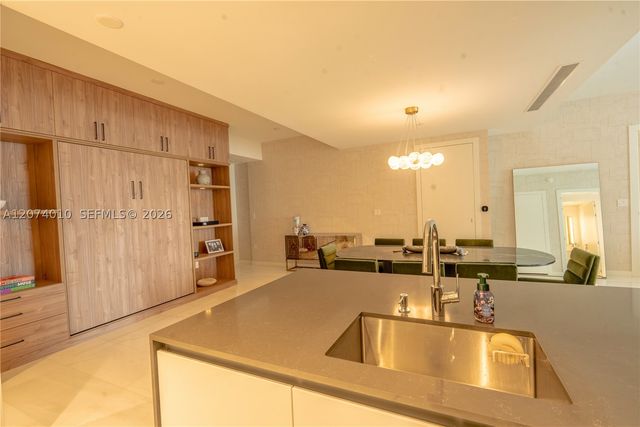 300 Biscayne Boulevard Way 3109W, Miami, FL 33131