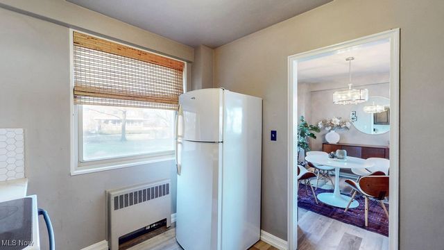 11820 Edgewater Drive 110, Lakewood, OH 44107