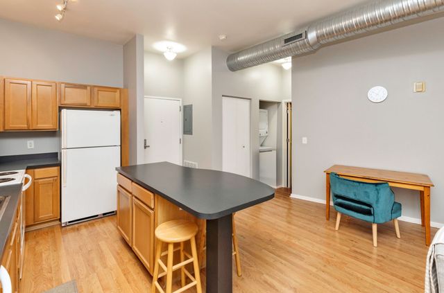 400 E Locust Street 308, Des Moines, IA 50309