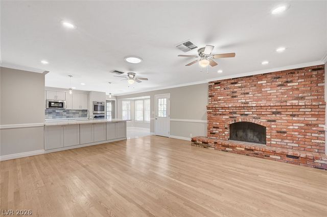 7145 Rogers Street, Las Vegas, NV 89118