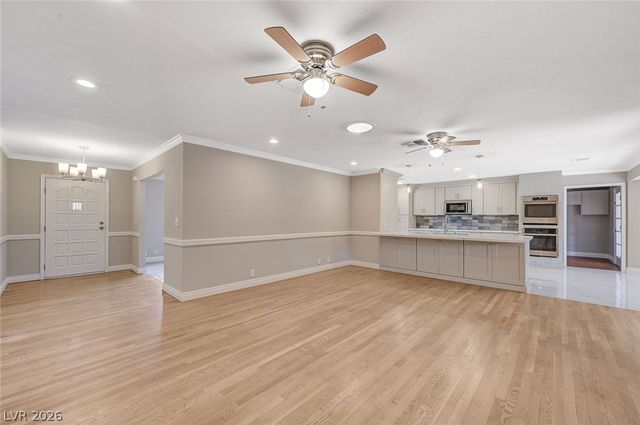 7145 Rogers Street, Las Vegas, NV 89118