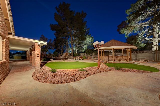 7145 Rogers Street, Las Vegas, NV 89118