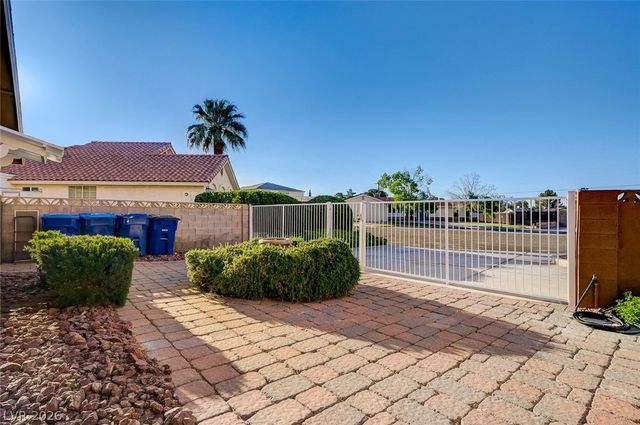 7145 Rogers Street, Las Vegas, NV 89118