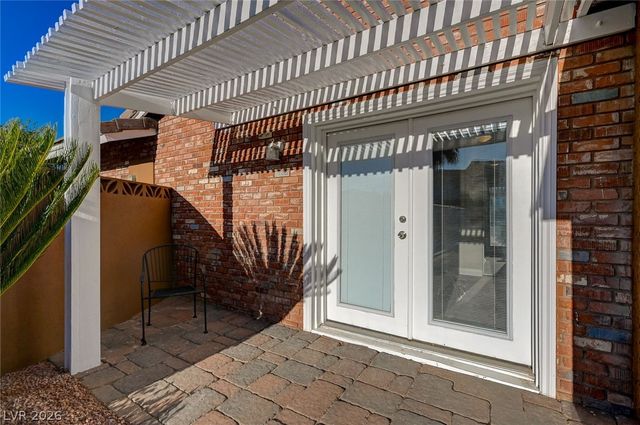 7145 Rogers Street, Las Vegas, NV 89118