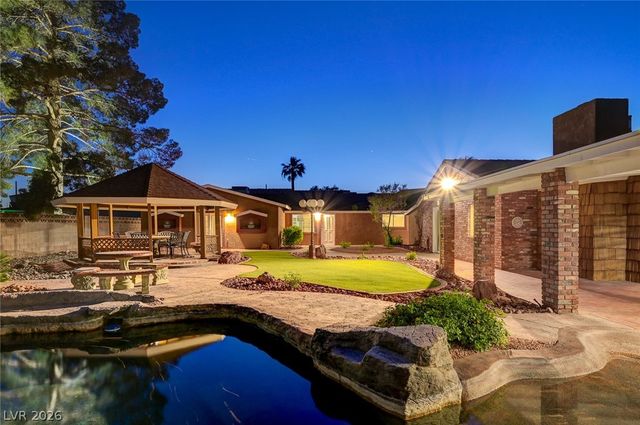 7145 Rogers Street, Las Vegas, NV 89118