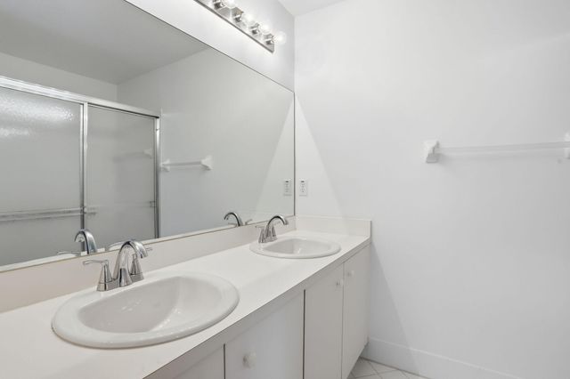 18 Sausalito Drive, Boynton Beach, FL 33436