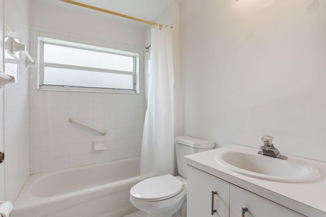18 Sausalito Drive, Boynton Beach, FL 33436