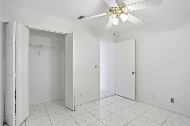 18 Sausalito Drive, Boynton Beach, FL 33436