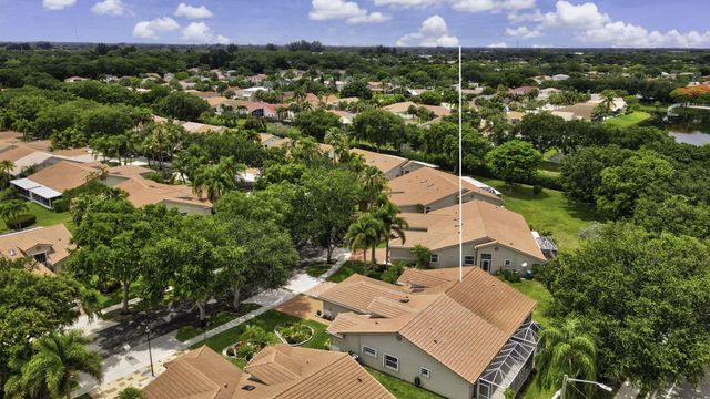 18 Sausalito Drive, Boynton Beach, FL 33436