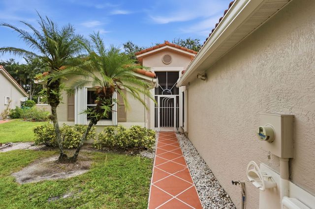 18 Sausalito Drive, Boynton Beach, FL 33436
