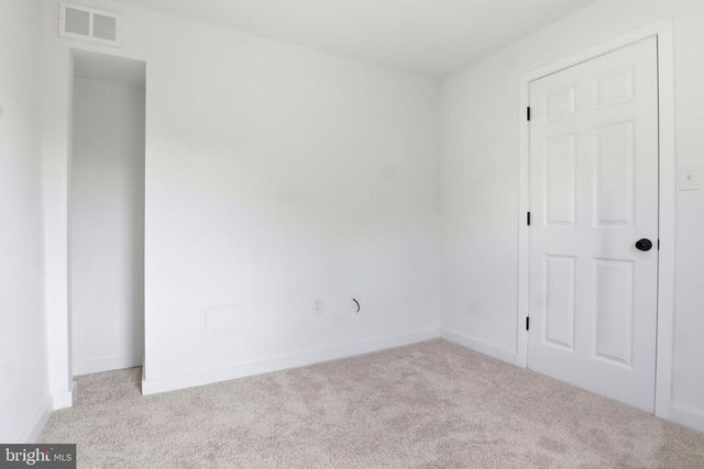 1 PLEASANT AVE, New Freedom, PA 17349