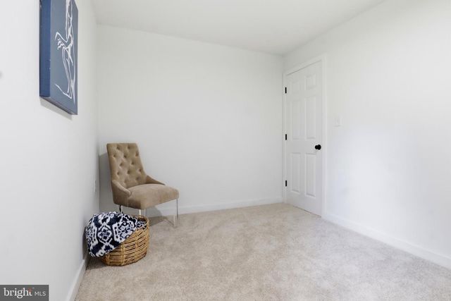 1 PLEASANT AVE, New Freedom, PA 17349