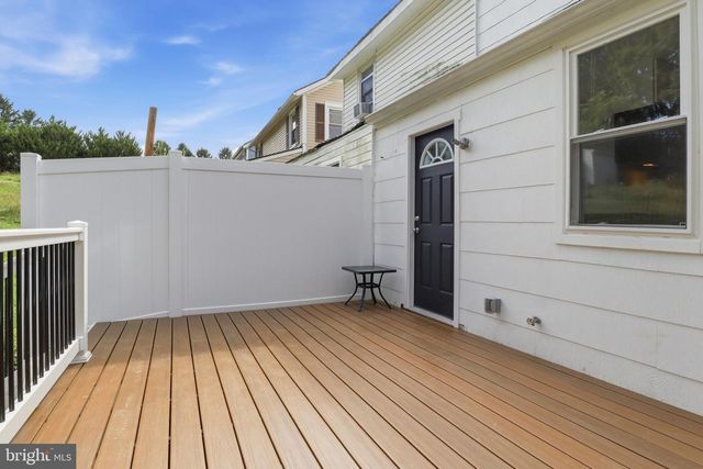 1 PLEASANT AVE, New Freedom, PA 17349