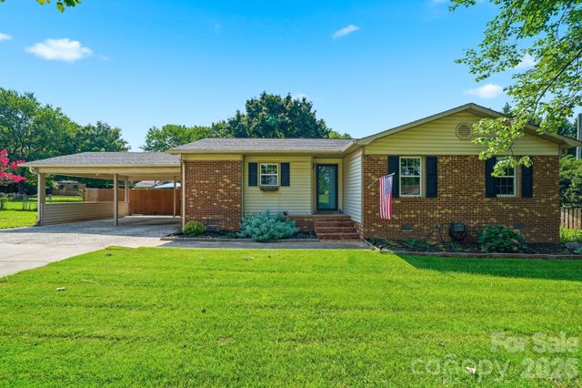 3107 Winston Drive NW, Concord, NC 28027