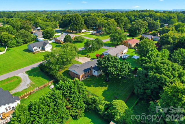 3107 Winston Drive NW, Concord, NC 28027
