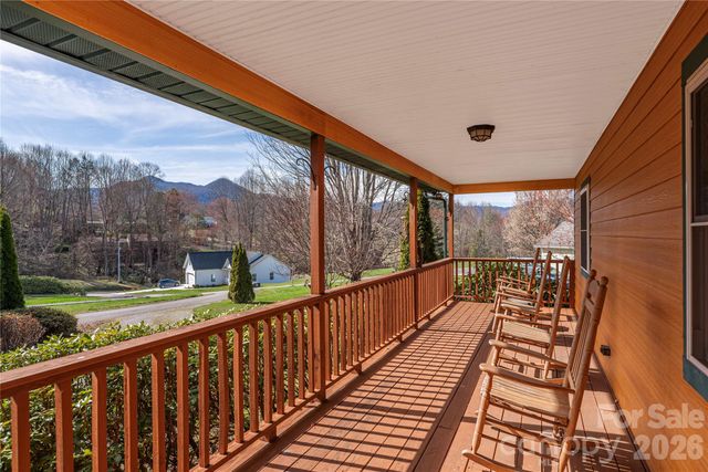 57 Gloria Way, Waynesville, NC 28785