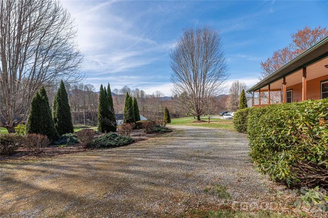 57 Gloria Way, Waynesville, NC 28785