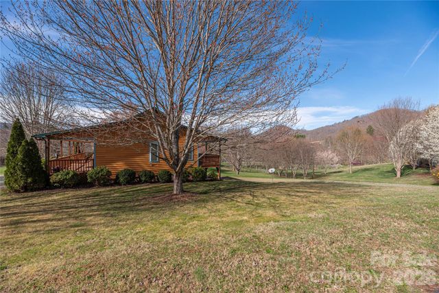 57 Gloria Way, Waynesville, NC 28785