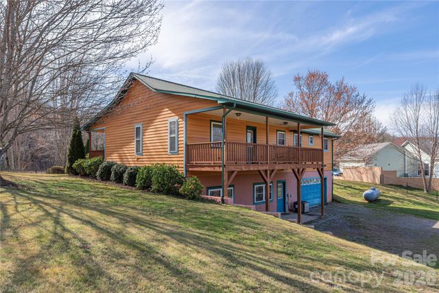 57 Gloria Way, Waynesville, NC 28785