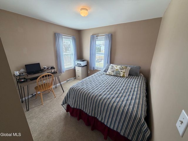 19 Marne Street, Colonie, NY 12189