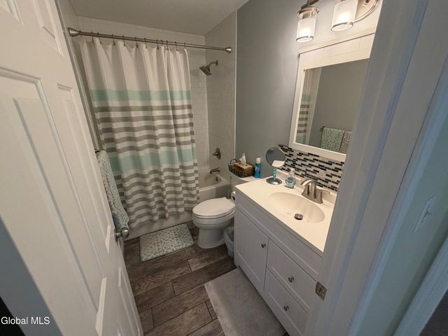 19 Marne Street, Colonie, NY 12189