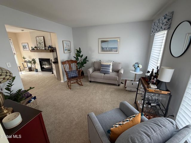 19 Marne Street, Colonie, NY 12189