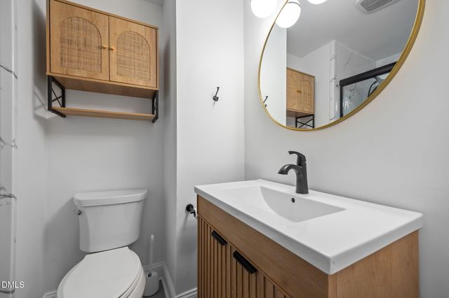 4 Russet Court, Durham, NC 27712