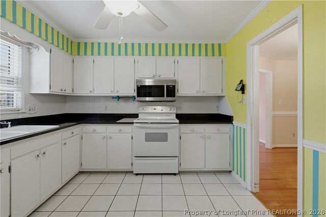 544 Farmview Drive, Fayetteville, NC 28311