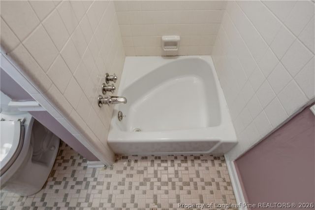 544 Farmview Drive, Fayetteville, NC 28311