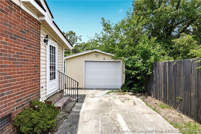 544 Farmview Drive, Fayetteville, NC 28311