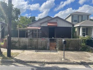207 W Clark Avenue, Pharr, TX 78577