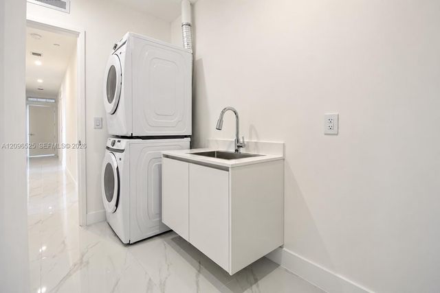 700 NE 24th Street PH-5903, Miami, FL 33137