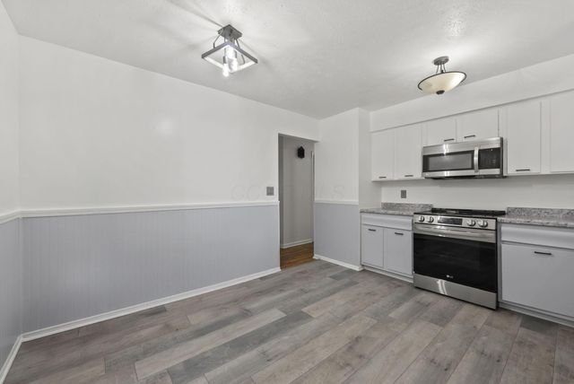 5137 Holbrook Drive, Columbus, OH 43232