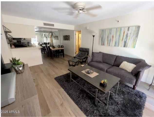 4554 E PARADISE VILLAGE Parkway N 102, Phoenix, AZ 85032