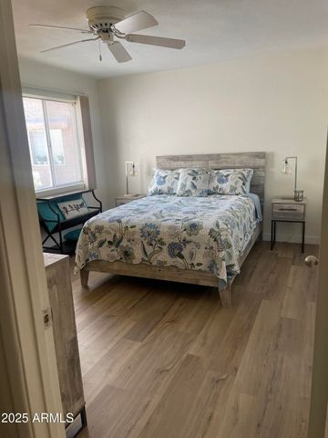 4554 E PARADISE VILLAGE Parkway N 102, Phoenix, AZ 85032