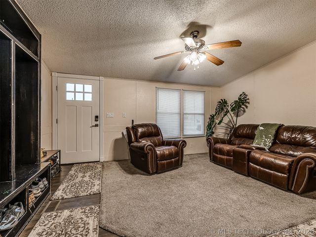 35824 S Case Road, Inola, OK 74036