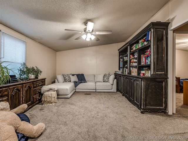 35824 S Case Road, Inola, OK 74036