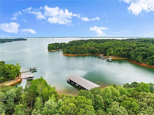 151 South Pointe Drive, Hartwell, GA 30643