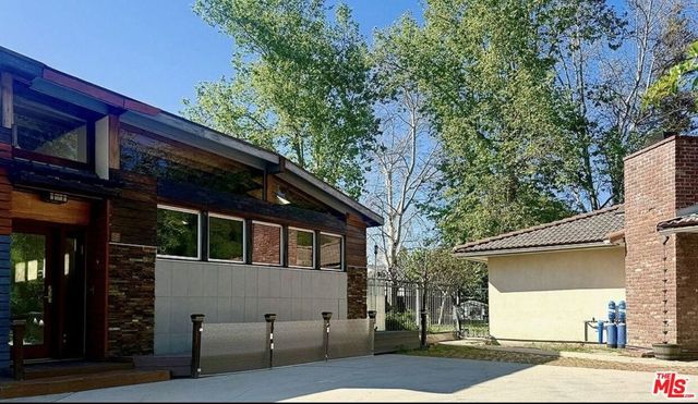 8311 Sale Avenue, West Hills, CA 91304