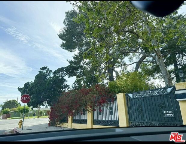 8311 Sale Avenue, West Hills, CA 91304