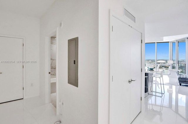 851 NE 1st Avenue 3510, Miami, FL 33132