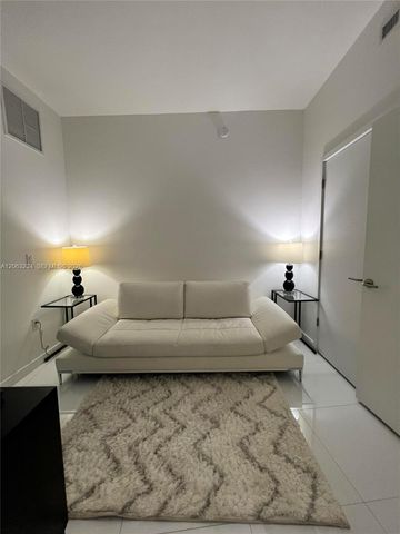 851 NE 1st Avenue 3510, Miami, FL 33132