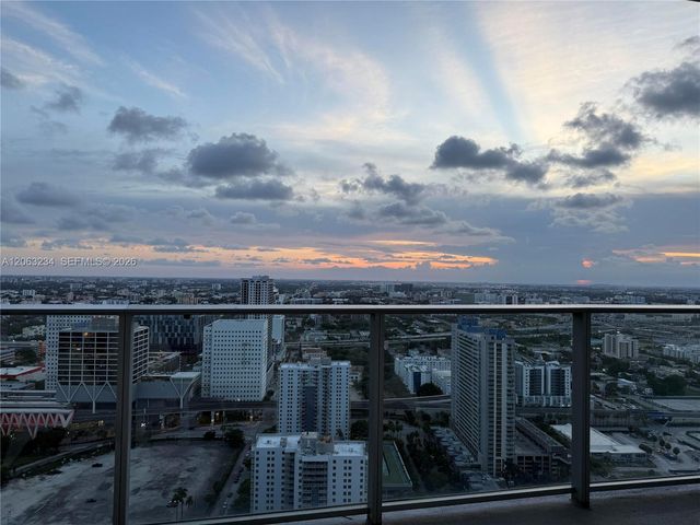 851 NE 1st Avenue 3510, Miami, FL 33132