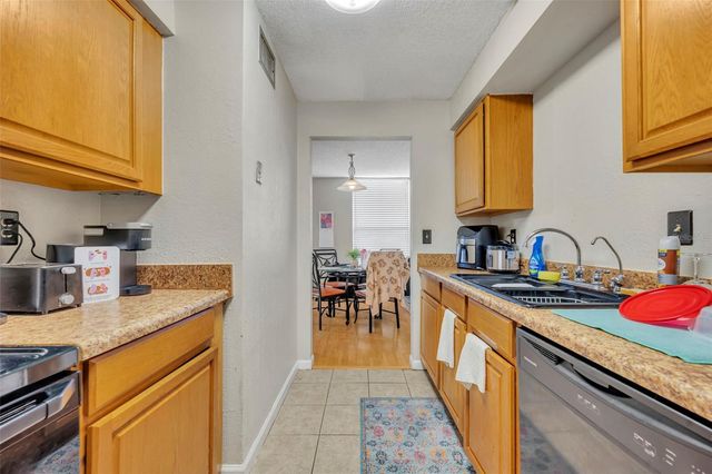 506 ORANGE DRIVE 22, Altamonte Springs, FL 32701