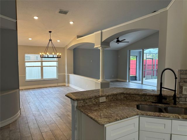 2830 STRAND CIRCLE, Oviedo, FL 32765